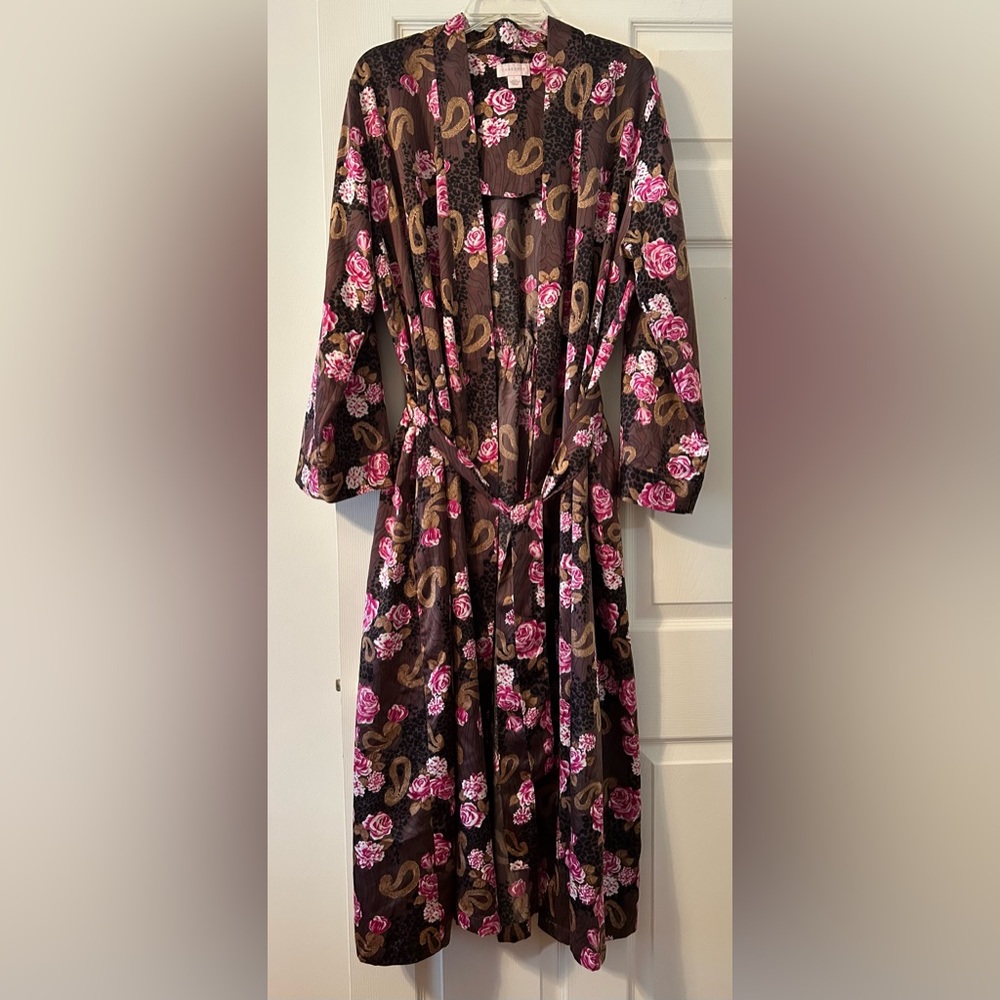 Cabernet Long Robe Size L